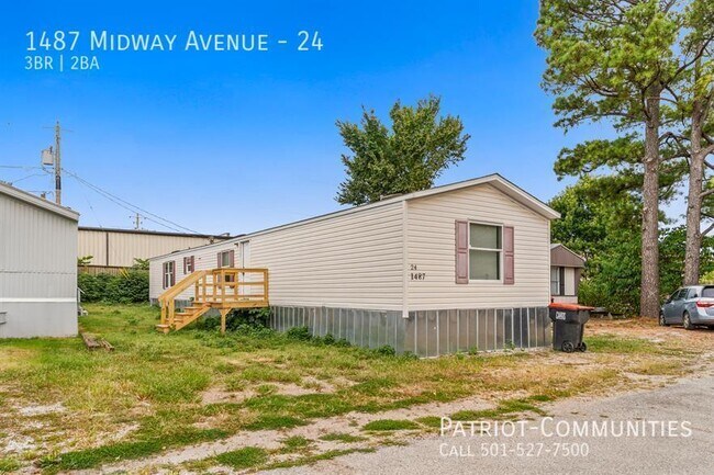 Foto del edificio - 1487 Midway Ave