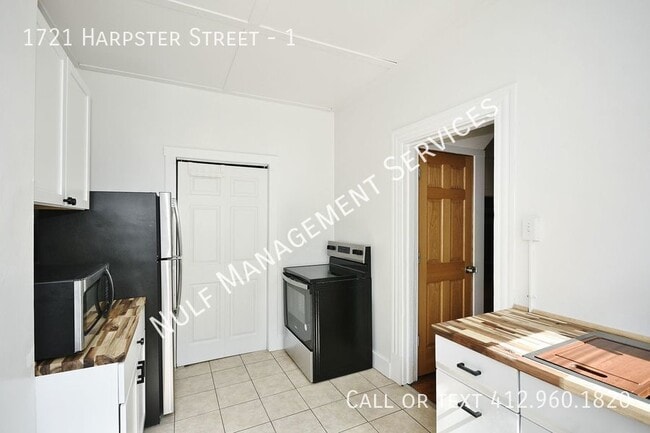 Building Photo - 1721 Harpster St