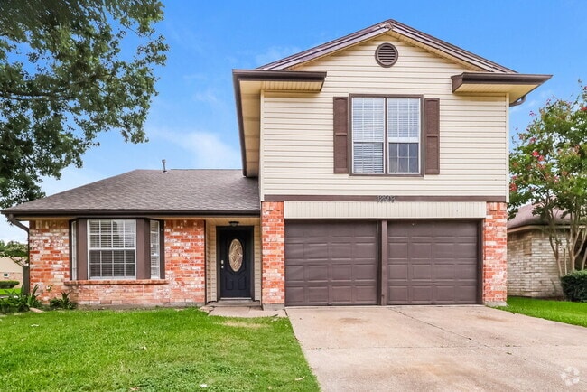 Building Photo - 18903 Pine Trace Ct