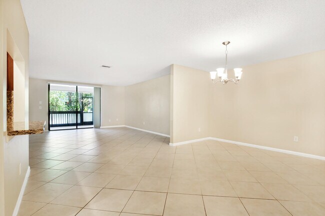 Building Photo - 9280 Sable Ridge Cir