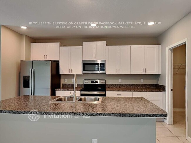 Foto del edificio - 7127 Amelia Cove Ct