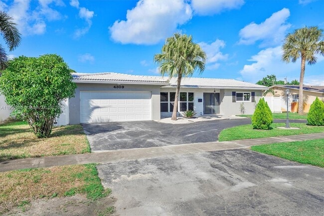 Foto del edificio - 4309 Jackson St