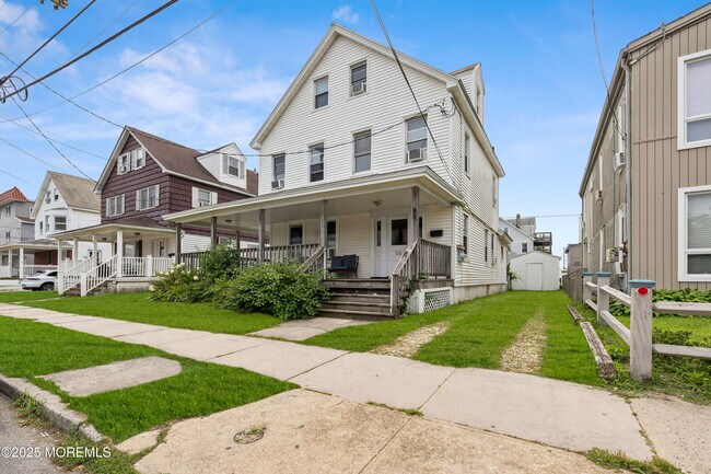 Foto del edificio - 113 12th Ave