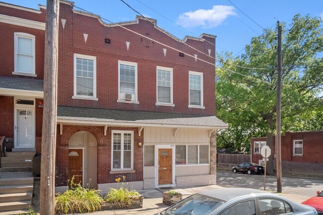 Building Photo - 3728 Fairview Ave