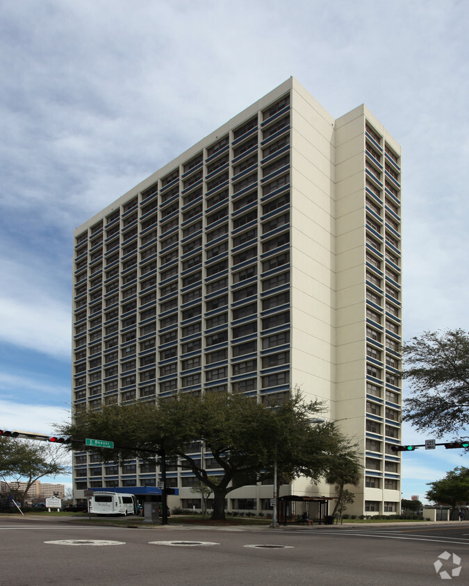 Primary Photo - Cathedral Terrace Apartments