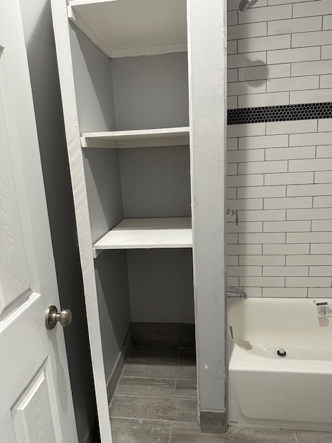 Building Photo - 2827 W 23rd St