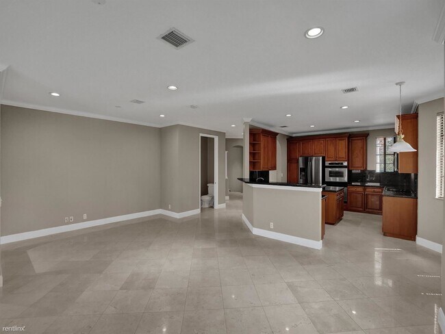 Foto del edificio - 4 br, 2.5 bath Townhome - 2835 Kinsington Cir