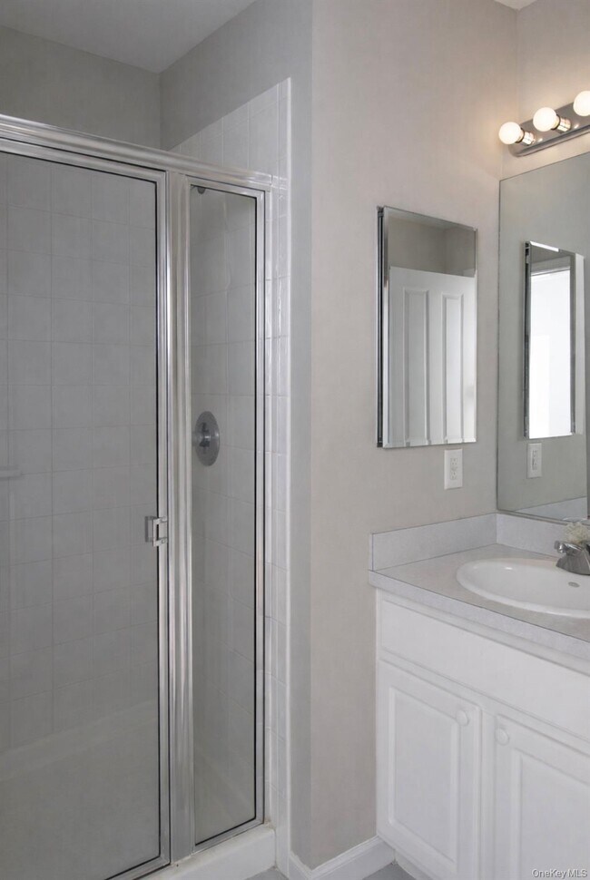 Foto del edificio - 54 Crystal Hill Dr