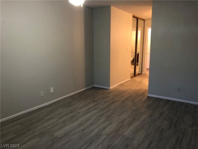 Building Photo - 6689 Flora Dr