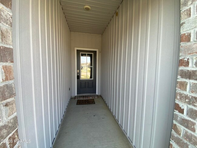 Foto del edificio - 15819 Olive Grv Dr