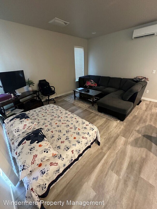 Building Photo - 3 br, 2.5 bath House - 908 Verde Loop