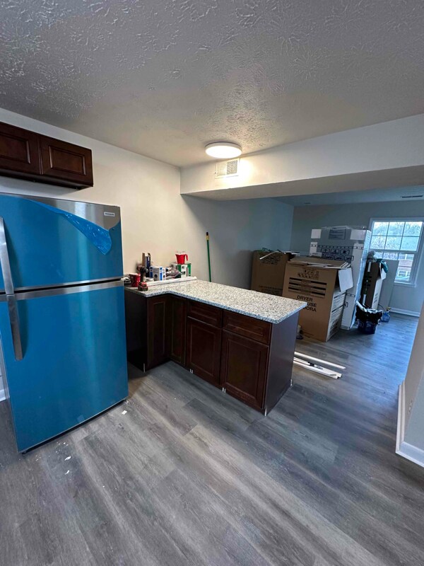 Building Photo - 1176 Tatesbrook Dr