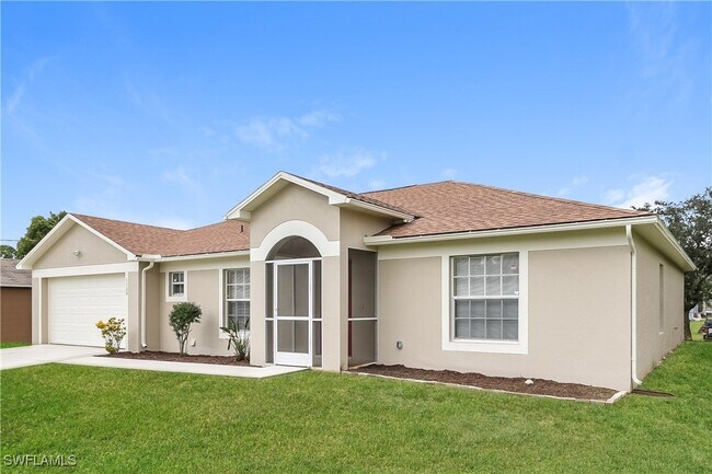 Building Photo - 1120 Cariston Ave