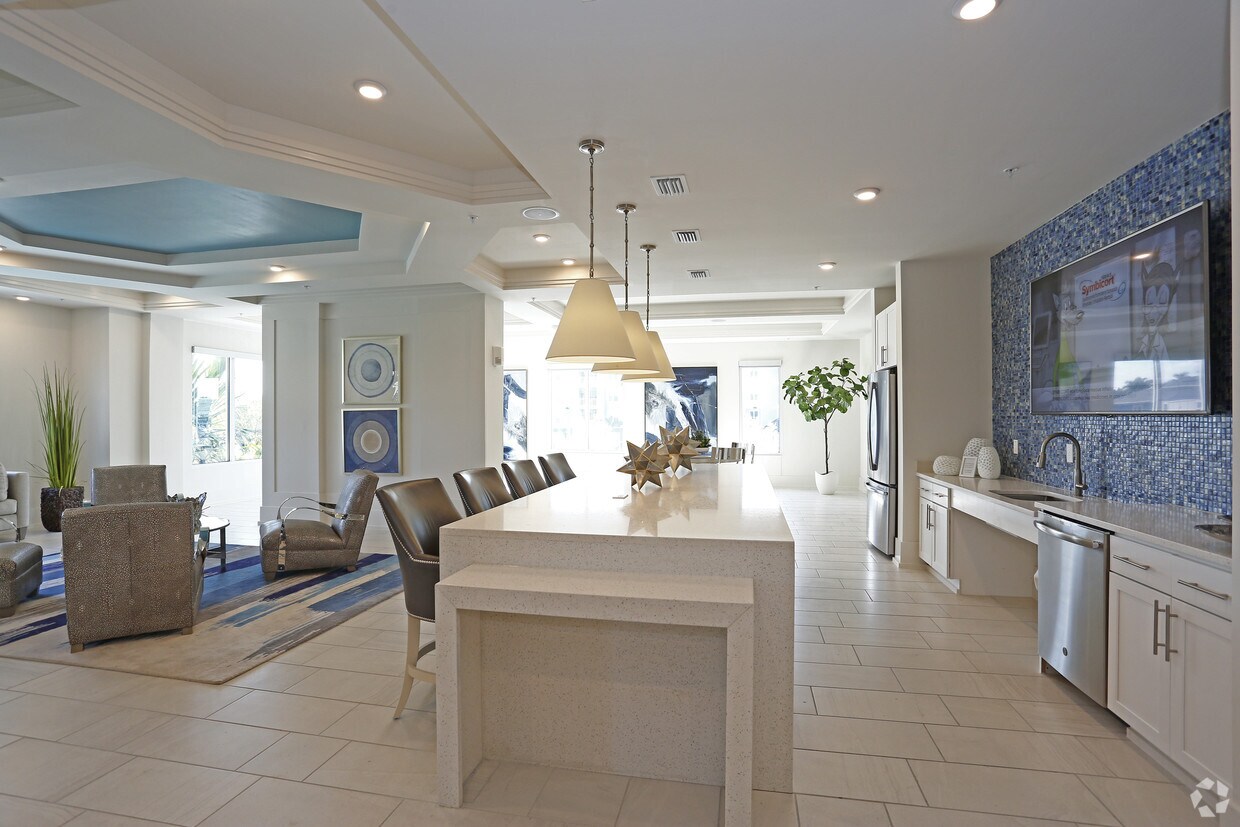 Vue at Belleair Apartments Clearwater, FL