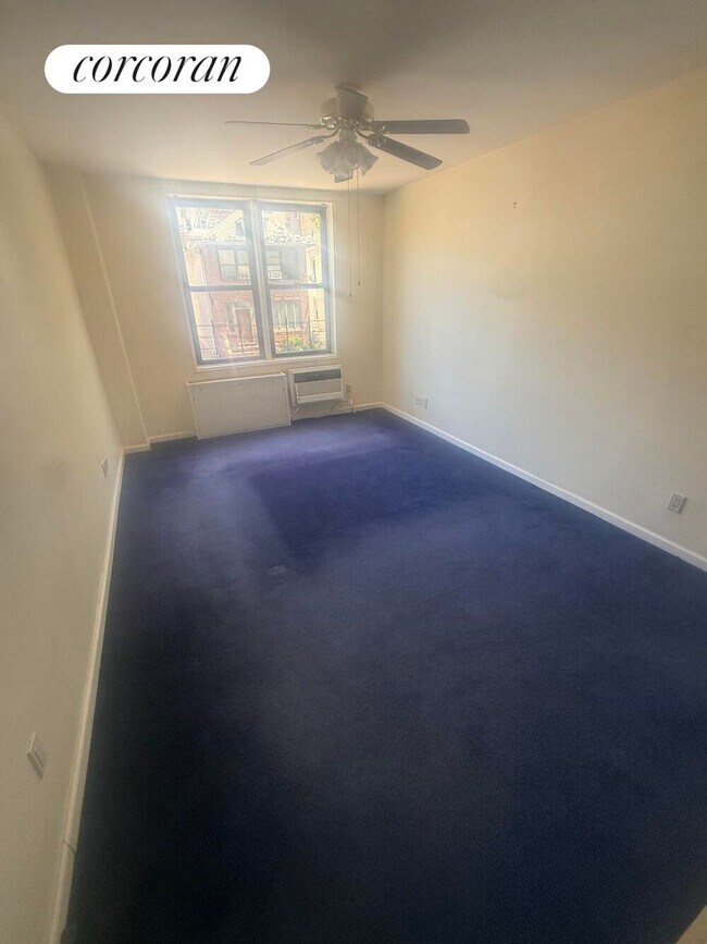 Foto del edificio - 1580 E 18th St