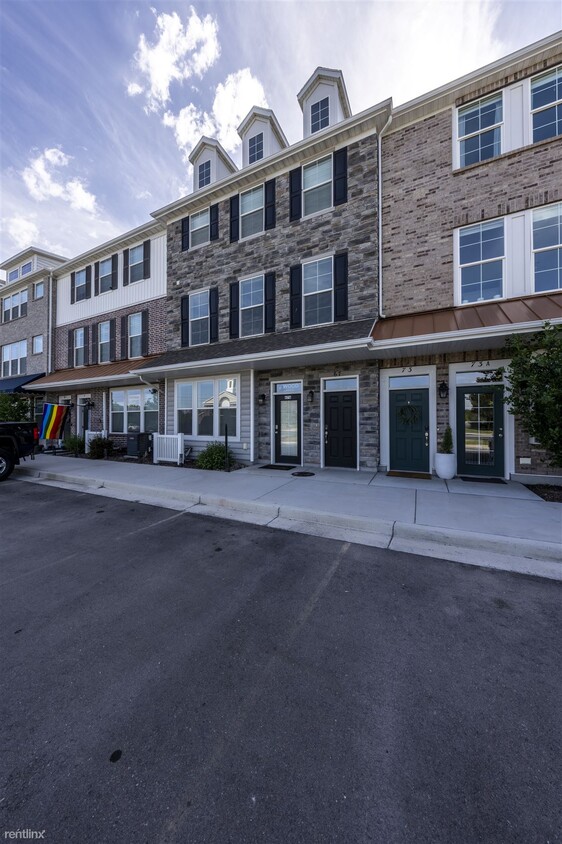 Primary Photo - Studio, 1 bath Townhome - 67 South 1300 We...