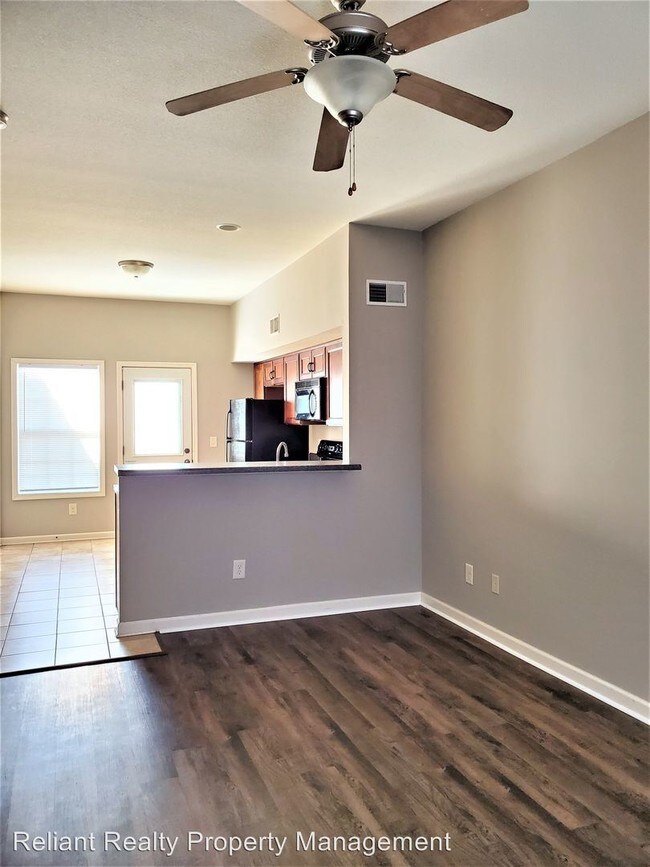 Building Photo - 1217 Ashridge Drive
