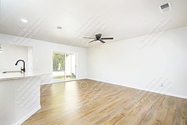 Building Photo - 3 br, 2 bath House - 1411 San Andreas St