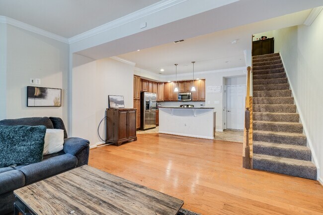 Foto del edificio - 1315 Cheswick Ln