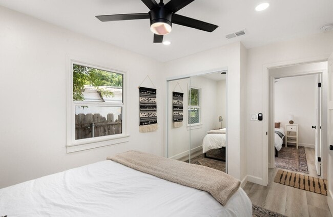 Foto del edificio - 2 bedrooms 1 bath home in San Diego-Imperi...