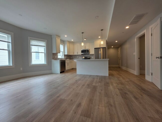 Photo - 12 Holton St. Apartment