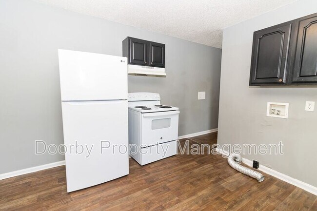 Building Photo - 2712 N Orchard Knob Ave