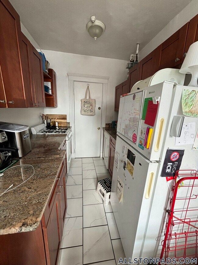 Foto del edificio - 28 Quint Ave