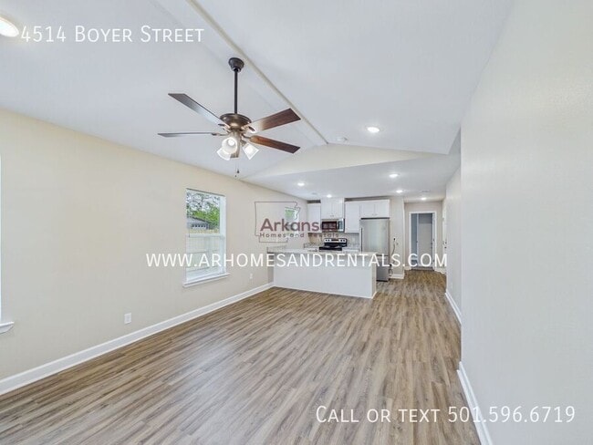 Building Photo - 4514 Boyer St