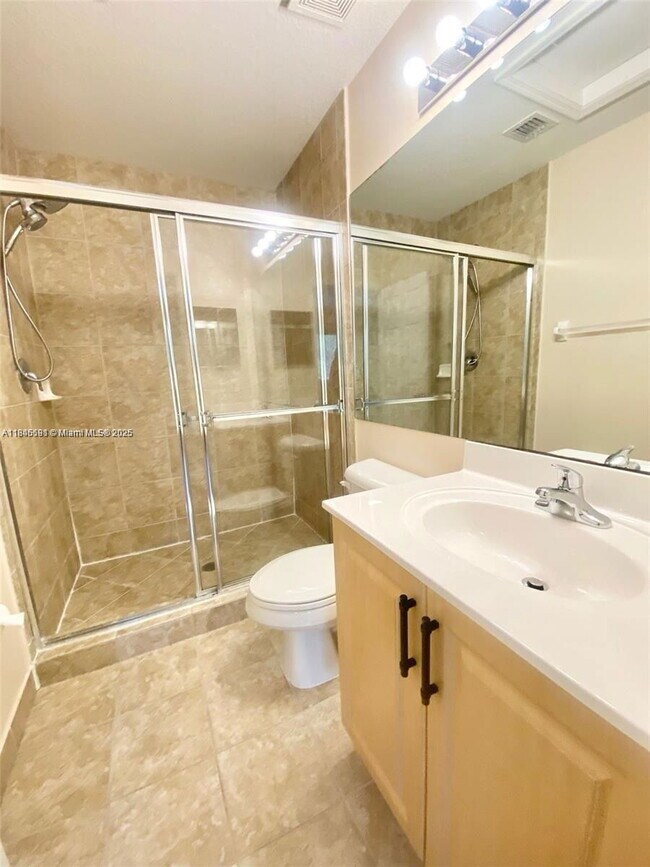 Foto del edificio - 4935 SW 66th Terrace