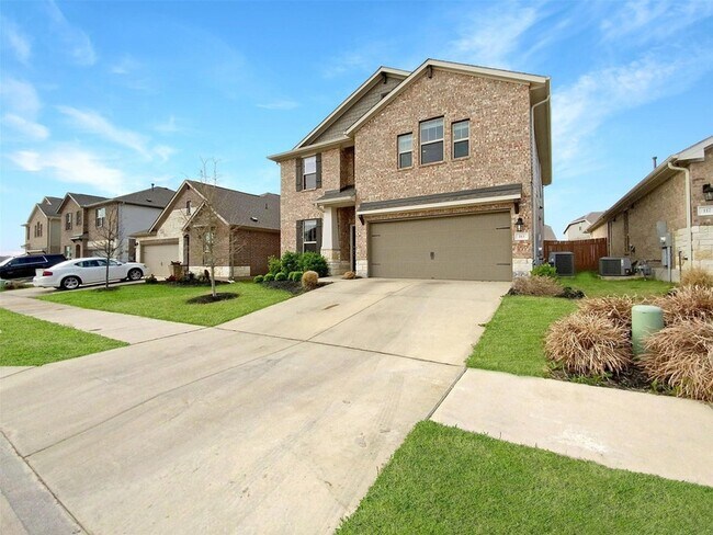 Building Photo - 113 Spanish Foal Trail