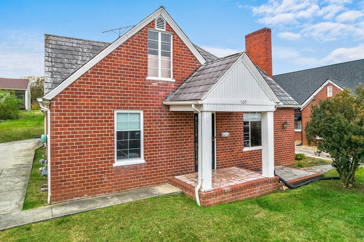 105 Union St, Greeneville, TN 37743 House Rental in Greeneville, TN