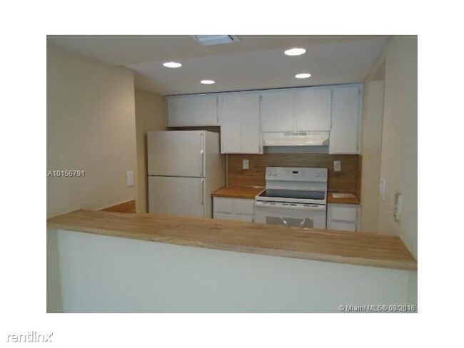 Building Photo - 6955 NW 186th St
