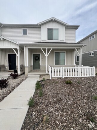 Building Photo - 37 N Veranda Ct