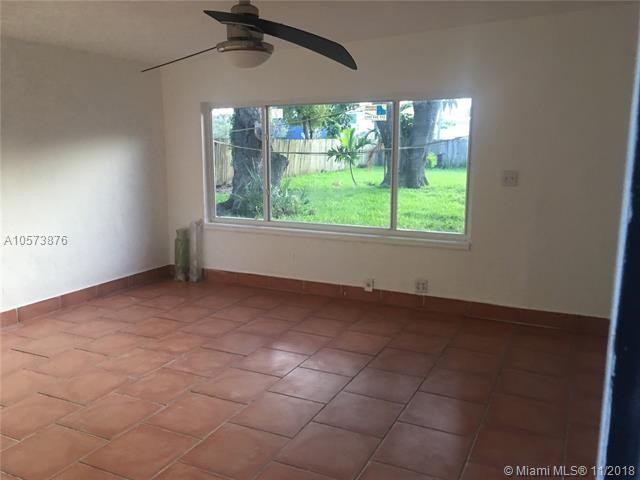 Building Photo - 644  82 Terra  A