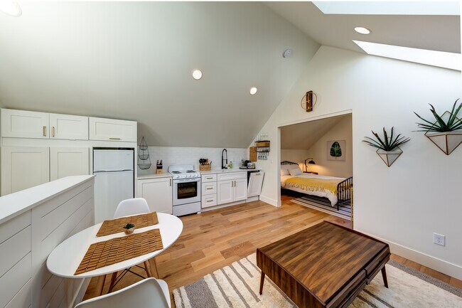 Foto del edificio - 1072 Vine St