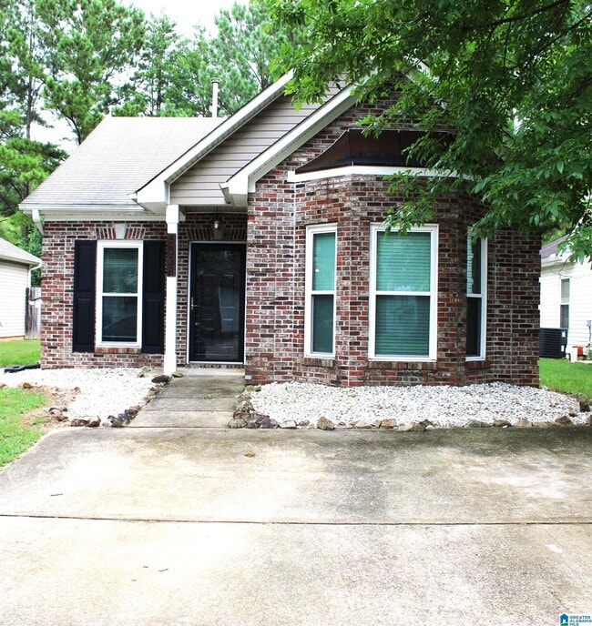 Building Photo - 5338 Cottage Ln