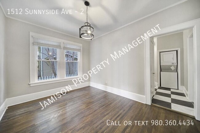 Building Photo - 1512 Sunnyside Ave