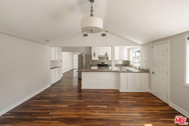 Foto del edificio - 2939 Oakhurst Ave