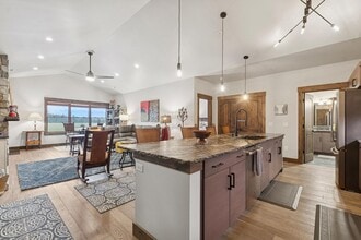 Building Photo - 6207 Davos Ln