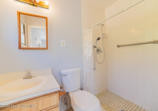 Foto del edificio - 3910 Baker Ave