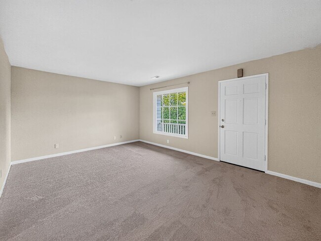 Foto del edificio - Adorable 2 Bedroom, 1 Bathroom Single Level Single Family Home with Attached Garage, Laundry and ...