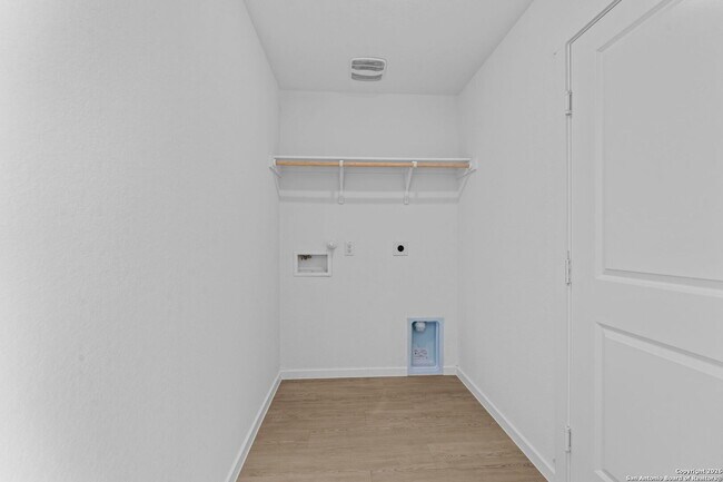 Building Photo - 3820 Swift Fox Rd