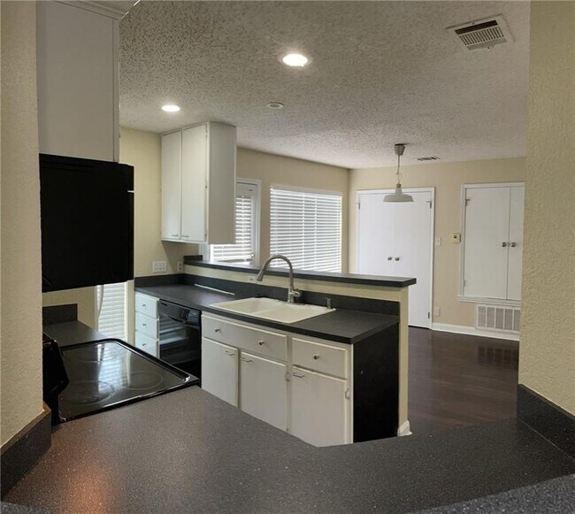 Foto del edificio - 12010 Grey Fawn Path