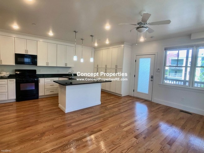 Building Photo - 3 br, 2 bath Apartment - 6 Westminster Ave