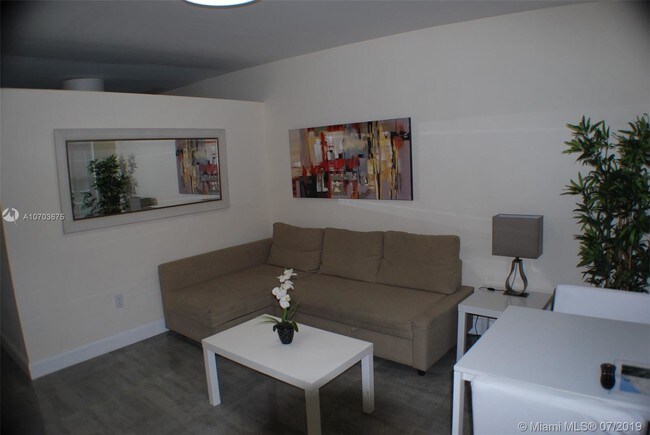 Foto del edificio - 224 Meridian Ave