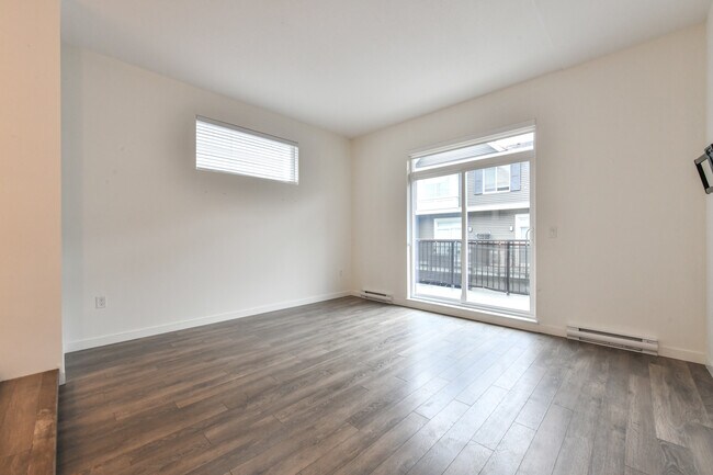 Photo du bâtiment - 15778-15778 85 Ave