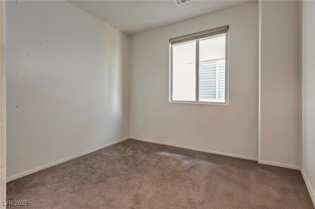 Foto del edificio - 10589 Acacia Park Pl