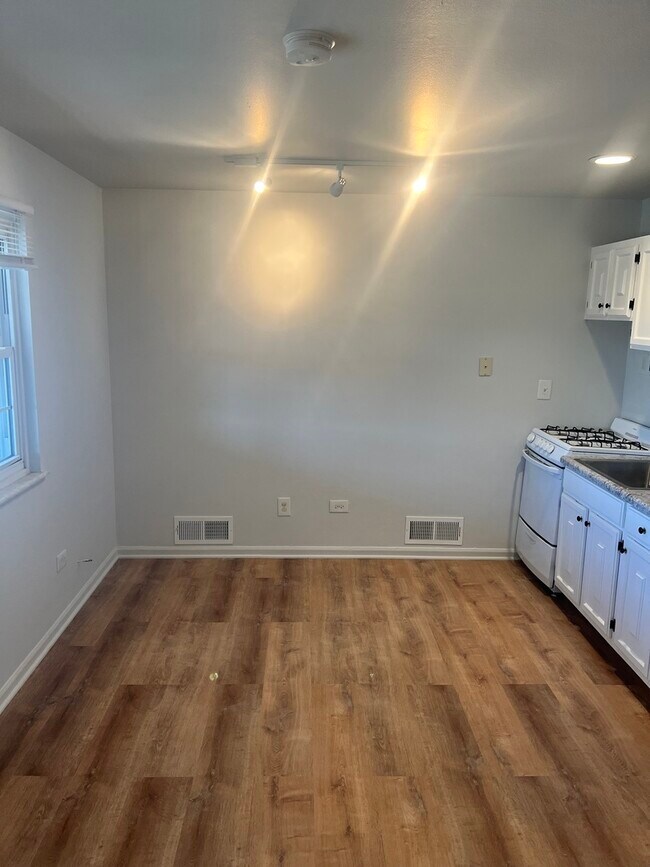 Foto del edificio - 5601 Carriage Way Dr