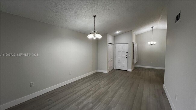 Building Photo - 2810 N Oakland Forest Dr