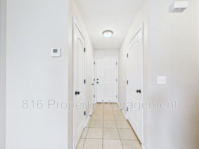 Foto del edificio - 9337 N Main St
